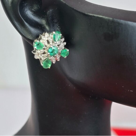 925 Sterling Silver Earrings 1.3x1.3cm with Natural Emerald & Natural Diamonds - Picture 4 of 9